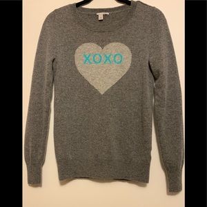 Halogen gray cashmere sweater with graphic. Size S